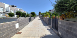 Resale - Corner townhouse - Torrevieja