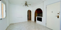 Resale - Single Family Home - Torrevieja - Sector 25