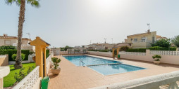 Resale - Terraced house - Torrevieja - Los altos