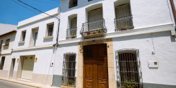 Resale - Townhouse - Jalon - Jalon Centro