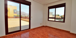Resale - Townhouse - Los Desamparados