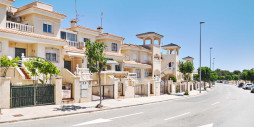 Resale - Townhouse - Pinar de Campoverde