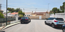 Resale - Townhouse - Pinar de Campoverde