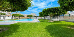 Resale - Townhouse - Torrevieja - La Siesta - El Salado -  Torreta