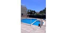 Resale - Townhouse - Villamartín - Costa Blanca