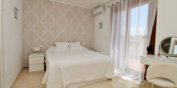 Resale - Townhouse - Villamartín - PAU 8