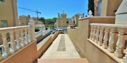 Resale - Townhouse - Villamartin