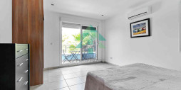 Resale - Villa - Alicante