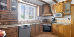 Resale - Villa - Bigastro