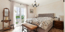 Resale - Villa - Bigastro