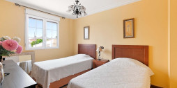 Resale - Villa - Bigastro