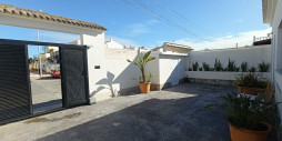 Resale - Villa - El Chaparral