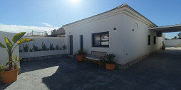 Resale - Villa - El Chaparral
