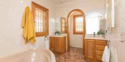 Resale - Villa - Elche/Elx - Corte Ingles