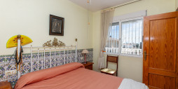 Resale - Villa - La Zenia