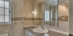 Resale - Villa - Orba - Orba Centro