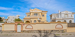 Resale - Villa - Orihuela Costa - Castillo de Don Juan