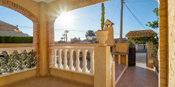 Resale - Villa - Orihuela Costa - La Florida