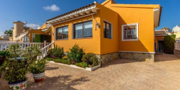 Resale - Villa - Orihuela Costa - Playa Flamenca