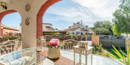 Resale - Villa - Orihuela Costa - Punta Prima