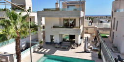 Resale - Villa - Orihuela Costa - Villamartin