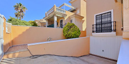Resale - Villa - Orihuela Costa