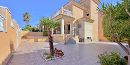 Resale - Villa - Orihuela Costa