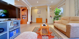 Resale - Villa - Orihuela Costa