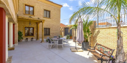 Resale - Villa - Orihuela