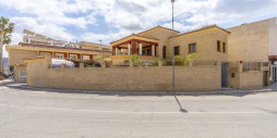 Resale - Villa - Orihuela