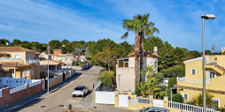 Resale - Villa - Pinar de Campoverde