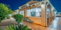 Resale - Villa - Torrevieja - El chaparral