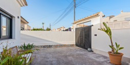 Resale - Villa - Torrevieja - El chaparral