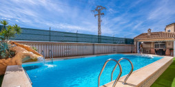 Resale - Villa - Torrevieja - El chaparral