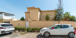 Resale - Villa - Torrevieja - La Mata