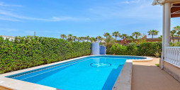 Resale - Villa - Torrevieja - La Mata