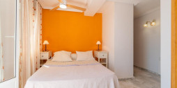 Resale - Villa - Torrevieja - La Mata