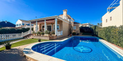Resale - Villa - Torrevieja - La Mata