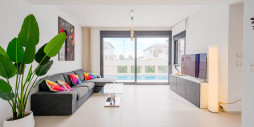 Resale - Villa - Torrevieja - Punta Prima