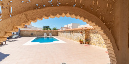 Resale - Villa - Torrevieja - Torreta florida