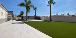 Resale - Villa - Torrevieja - Torretas
