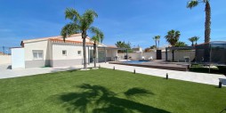 Resale - Villa - Torrevieja - Torretas
