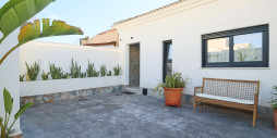 Resale - Villa - Torrevieja - Torrevieja Centro
