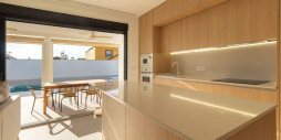Resale - Villa - Torrevieja