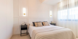 Resale - Villa - Torrevieja