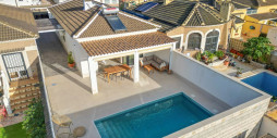 Resale - Villa - Torrevieja