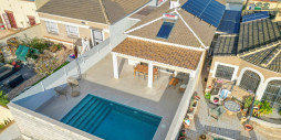 Resale - Villa - Torrevieja