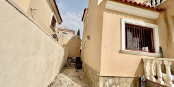 Resale - Villa - Villamartín - Blue Lagoon