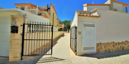 Resale - Villa - Villamartin - Los Dolses