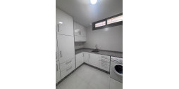 Resale - Villa - Villamartín - PAU 8